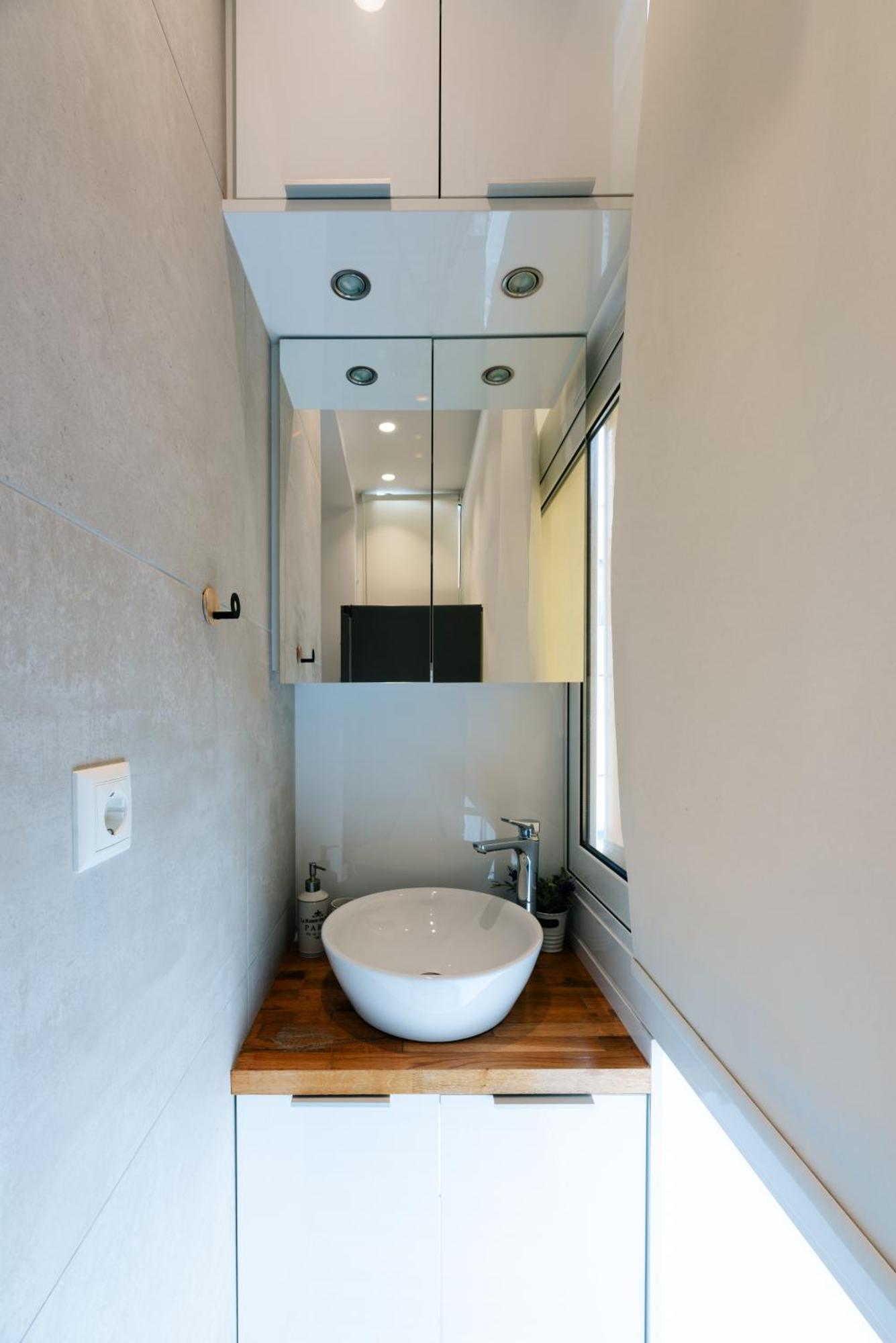 Modern Studio Apartment A เอเธนส์ ภายนอก รูปภาพ